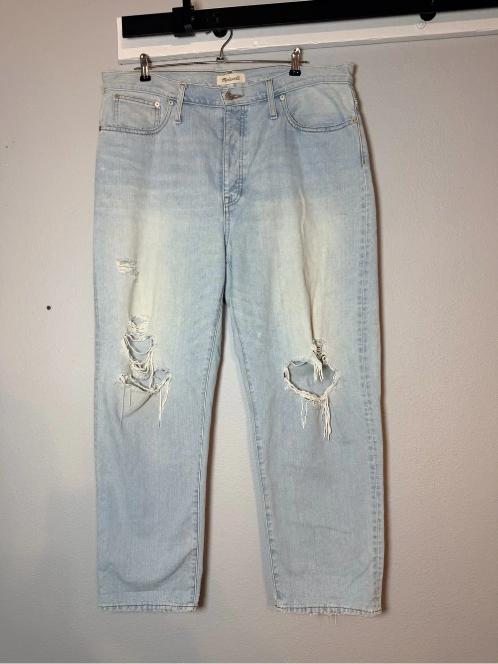 Madewell The Dad Jean Light Wash Size 32 Light Wash Distressed Button Fly